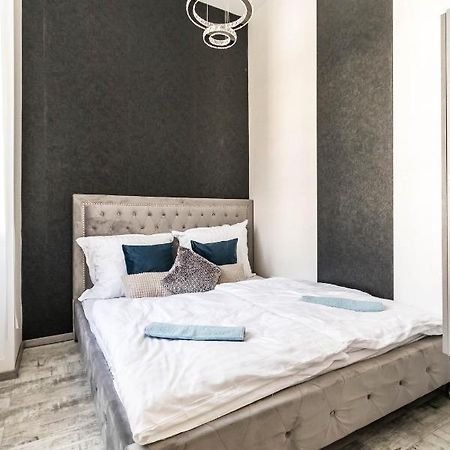 George'S Luxury Apartment At Danube Budapeste Exterior foto