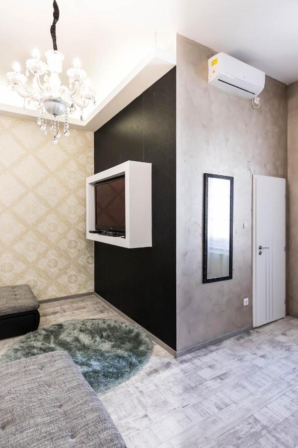 George'S Luxury Apartment At Danube Budapeste Exterior foto